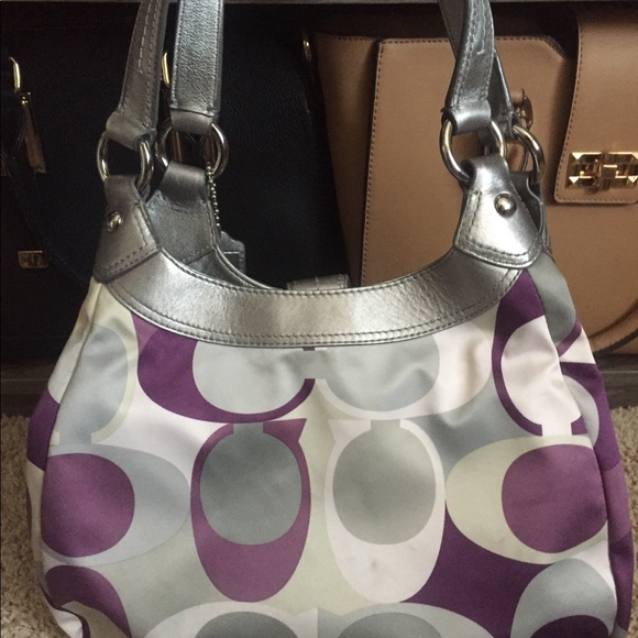 Authentic Coach bag - Picture 3 of 6